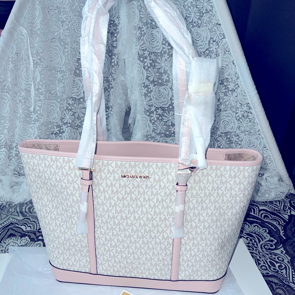 Authentic Michael Kors 👜